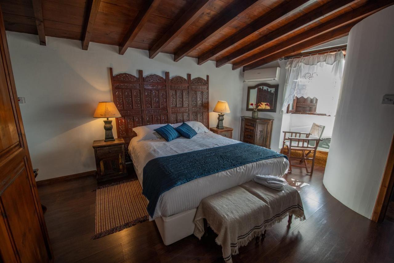 Apanemia Inn House Lofou Exterior photo
